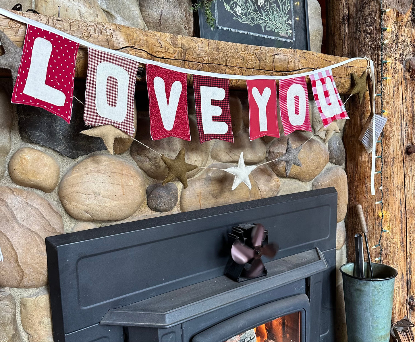 “Love You” Banner